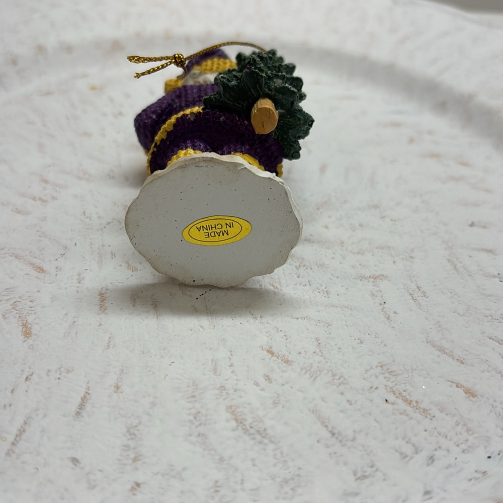 LSU Santa ornament - Picture 3 of 4